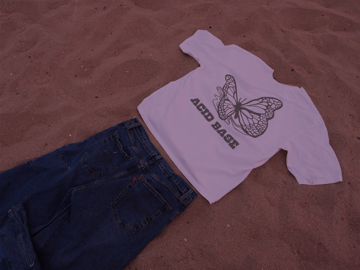 BACK-LOGO SHIRT