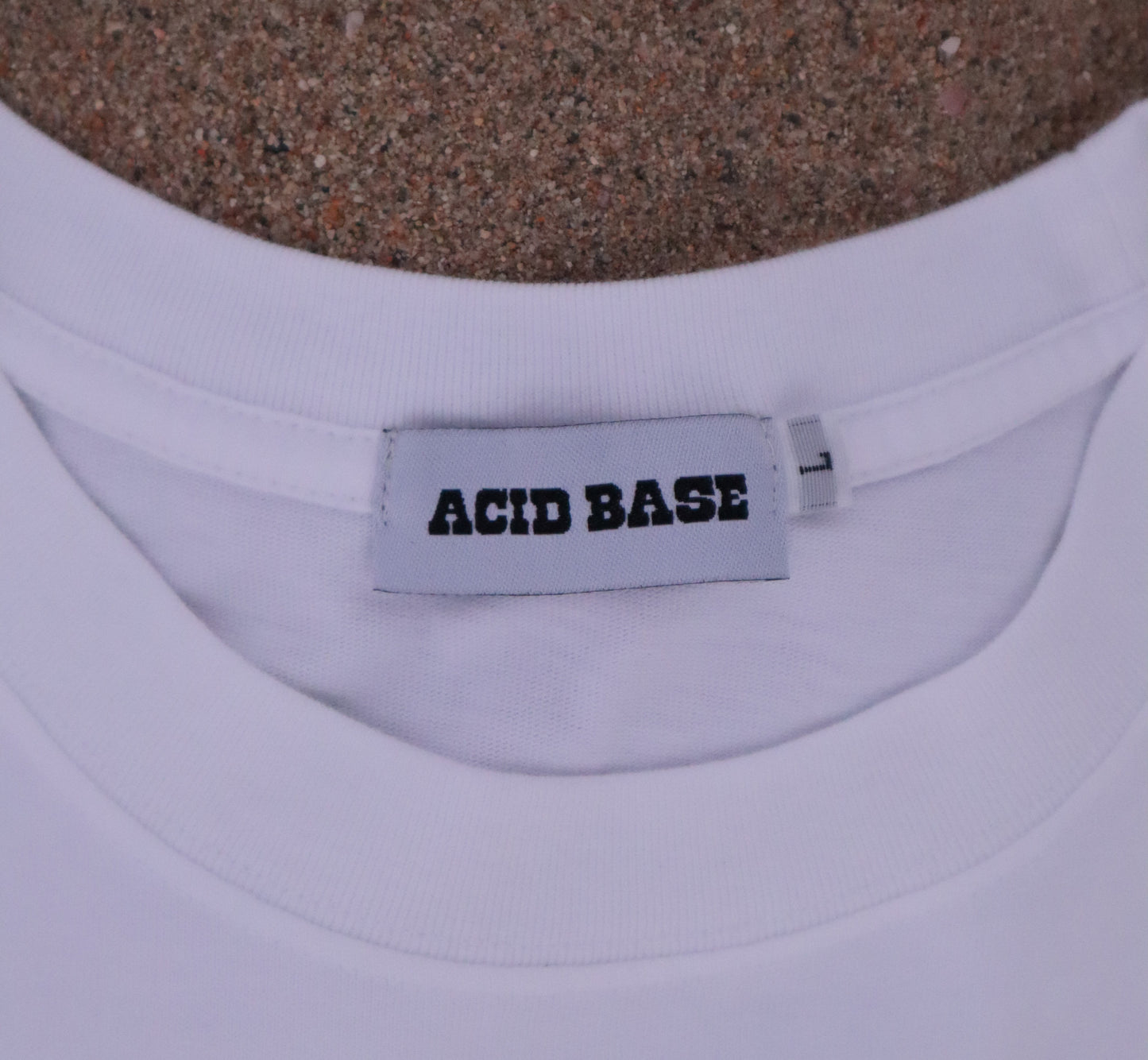 FRONT-LOGO SHIRT